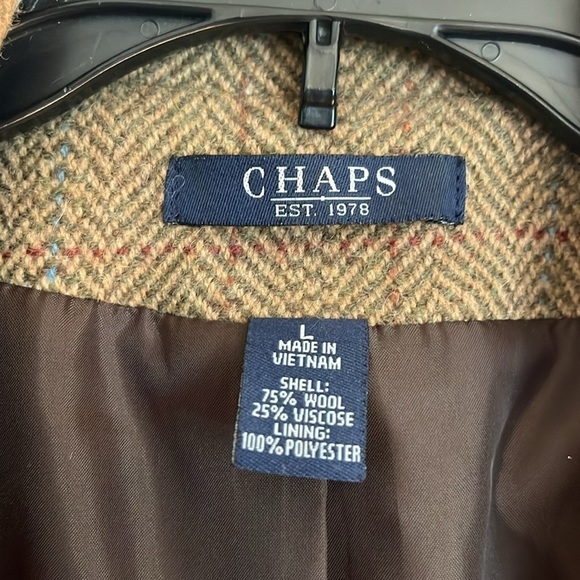 VTG-chaps-L-brown-houndstooth-wool blend, shoulder pads, 4 button blazer/jacket. - Picture 8 of 13